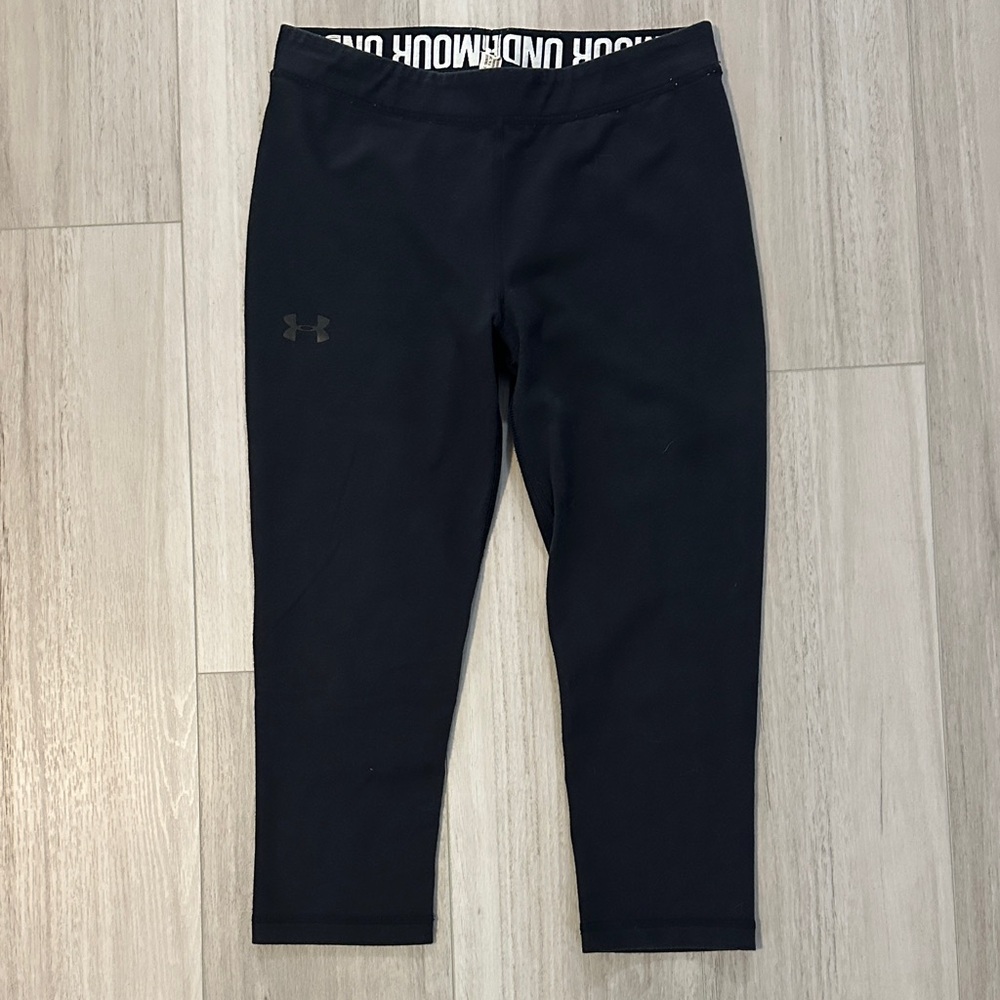 Women’s Under Armour Black Cropped Leggings